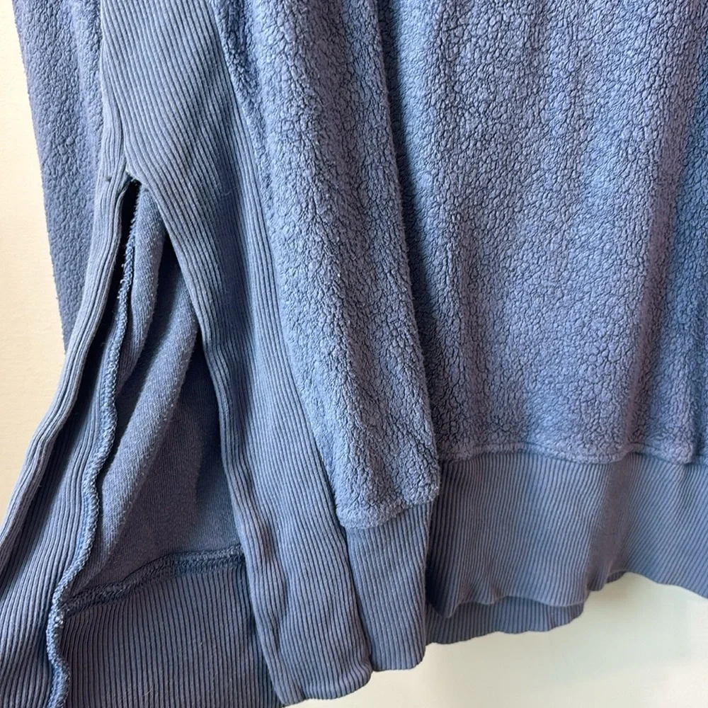 Aerie Cozy Good Vibes Oversized Crewneck Sweatshirt split sides, Blue XS lounge